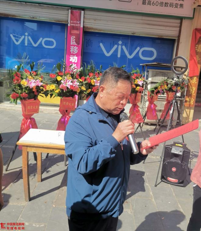 PicsArt_10-08-10.19.44.jpg PicsArt_10-08-10.19.44.jpg