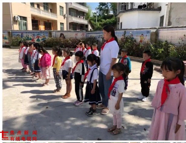 PicsArt_06-04-09.41.23.jpg PicsArt_06-04-09.41.23.jpg