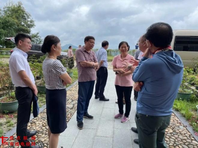 PicsArt_06-08-07.00.41.jpg PicsArt_06-08-07.00.41.jpg